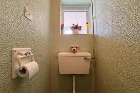 Downstairs W.C..jpg