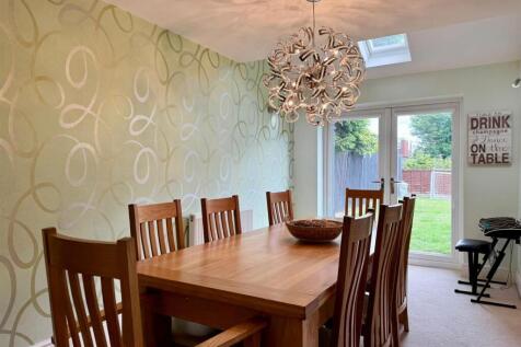 Dining room.jpg