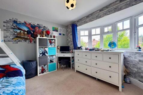 Bedroom 2 (1).jpg