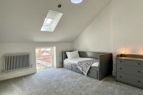 Bedroom 3 (1).jpeg