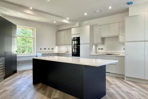 Kitchen (1).jpeg