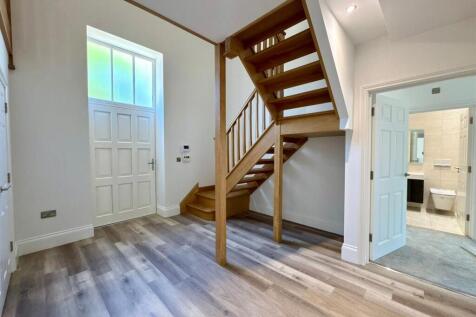 Hallway.jpg