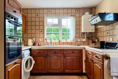 Kitchen (4).jpg
