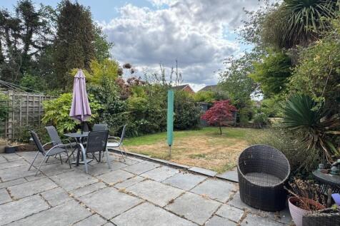 Rear Garden 1.jpg