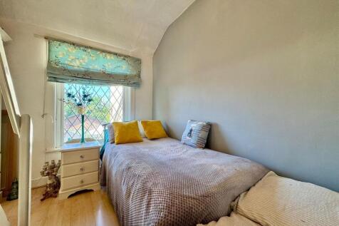 Bedroom 2.jpg