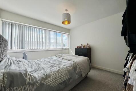Bed 1 (2).jpg