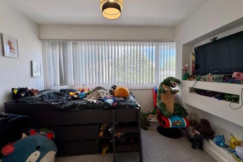 Bed 2 (2).jpg