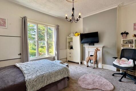 Bedroom 2.jpg