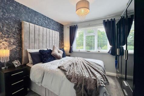 Bed 2 (2).jpg