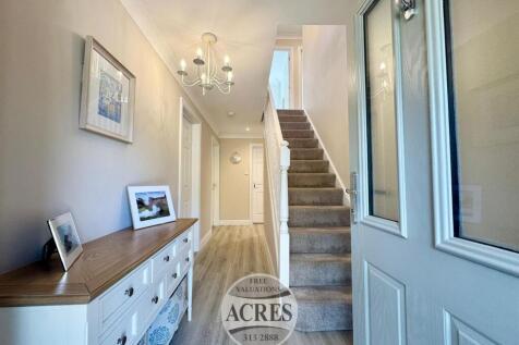 Entrance hall.jpg