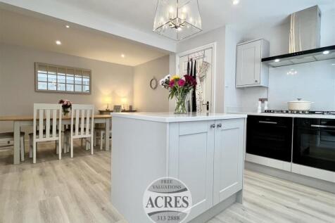Kitchen (12).jpg