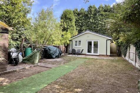 Garden to Annexe