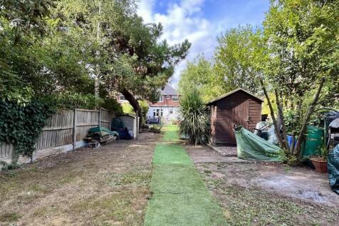 Annexe to House