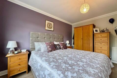 Bed 1 (2).jpg