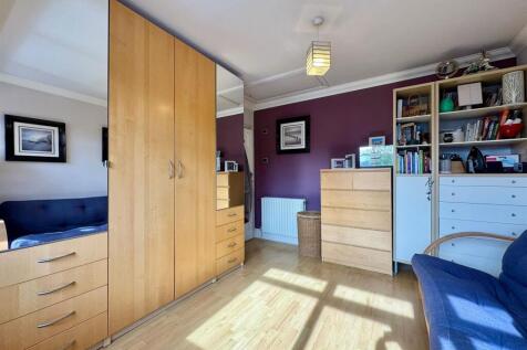 Bed 2 (1).jpg