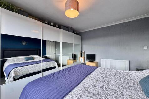 Bed 1 (3).jpg