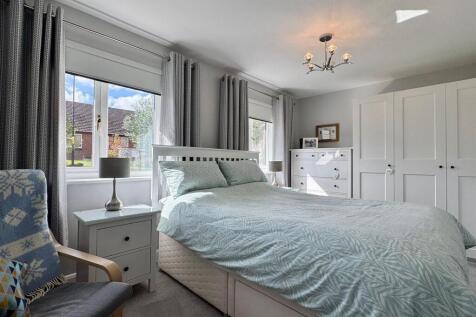 Bedroom 2 (1).jpg
