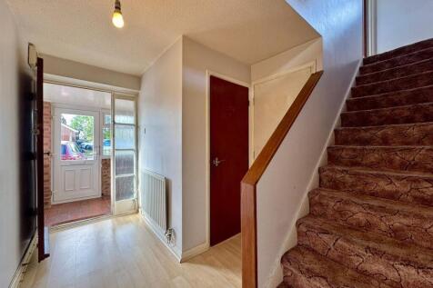 Entrance hall.jpg
