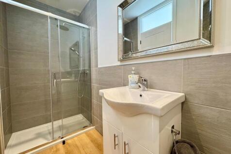 Master En-Suite