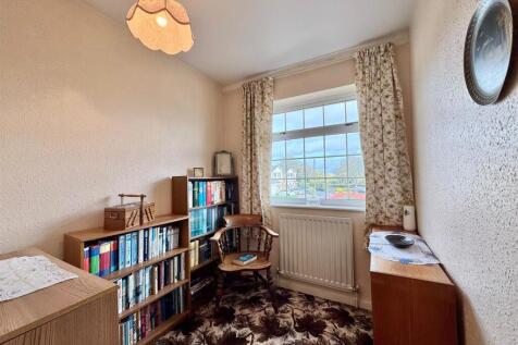 Bedroom 3 (2)-fotor-20251103152058.jpg