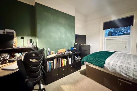 Bedroom 2 (2)-fotor-20251113104637.jpg