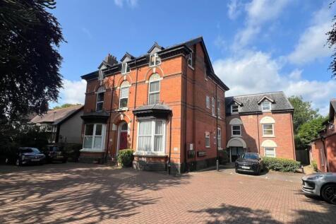 Hollyhurst Court 5   7x5.jpg