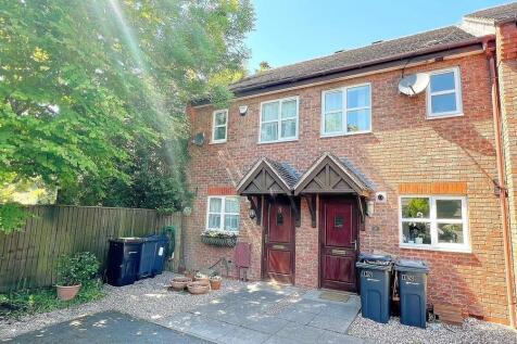 Chester Gardens 8   7x5.JPG