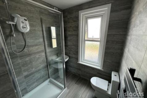Shower Room 2