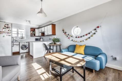 Reception to kitchen