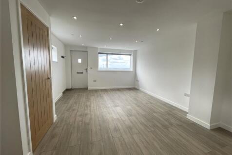 Lounge / Kitchen