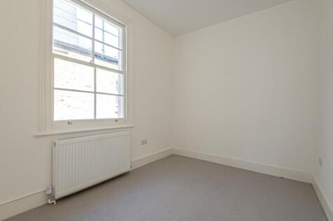Bedroom 2 (2)