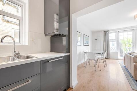 Kitchen/ Reception