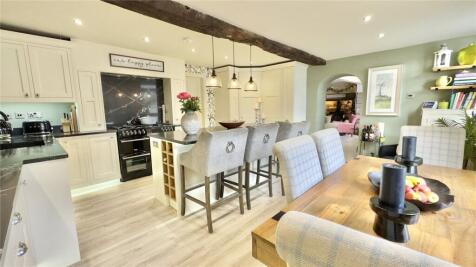 Kitchen Bank House