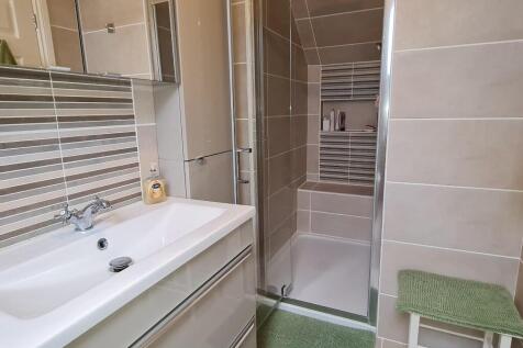 Ensuite Shower