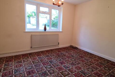 Dining/Bed 3