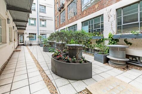 KFH-Wallis_Building-