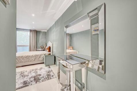 Main Bedroom 1