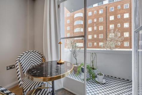 KFH__Oslo_Court__NW8