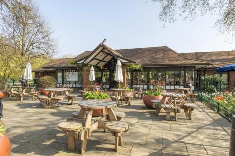 Paddington Rec Table