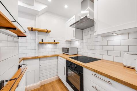 KFH_52_Langford_Cour