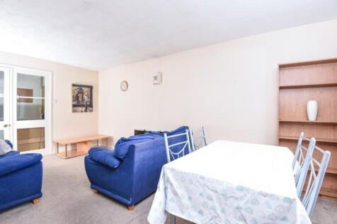 Living room (2)