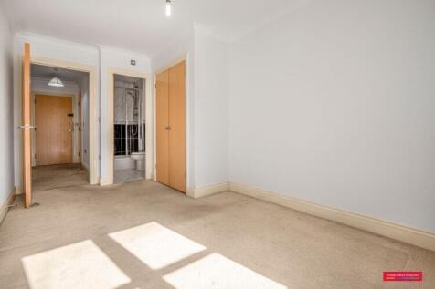Flat_30_Glouceste...