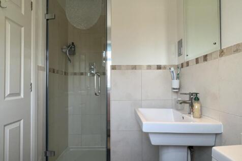En Suite shower