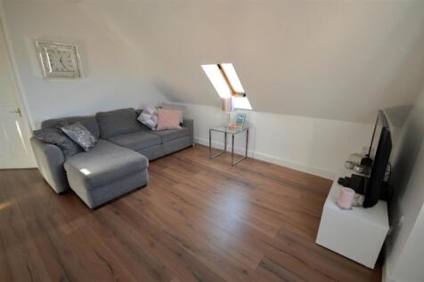 Open Plan Kitchen/Living Area