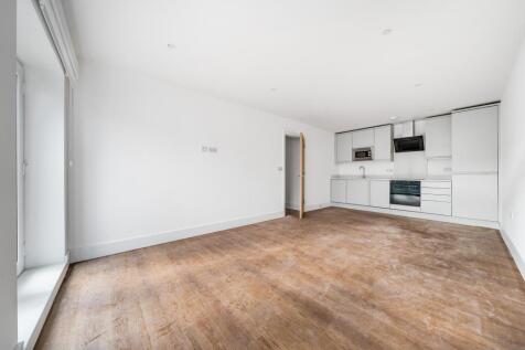 Kitchen/Living Area