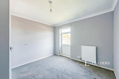 Second bedroom