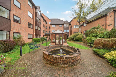 a16bf27e-f31e-418...