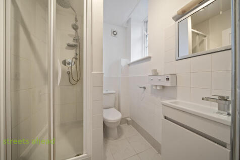 a13860d1-7c12-45d...