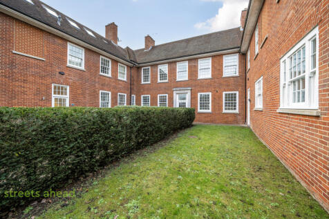 349c40d5-dad4-454...