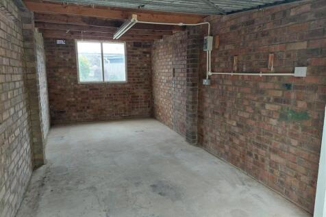 Single Garage